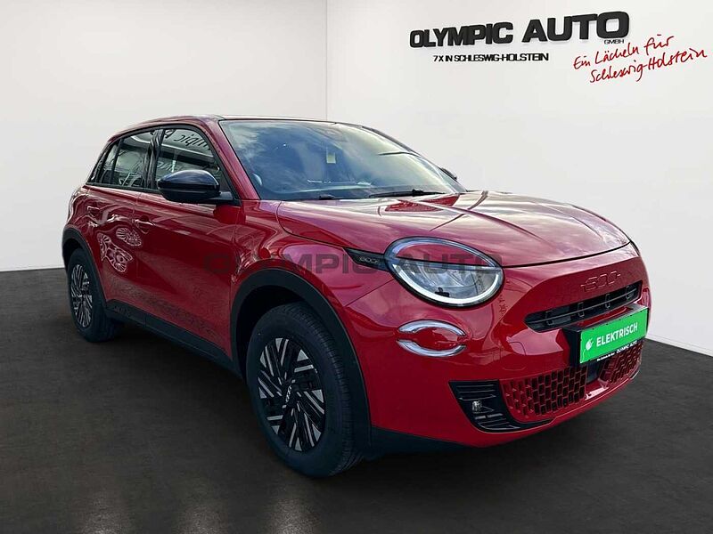 Fiat 600e 54kWh Red  LED PDC KLIMAAT CARPLAY 11KW OBC