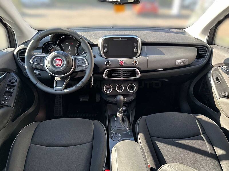 Fiat 500X 1.5 Hybrid KAMERA KLIMA-AT CARPLAY NEBEL BT